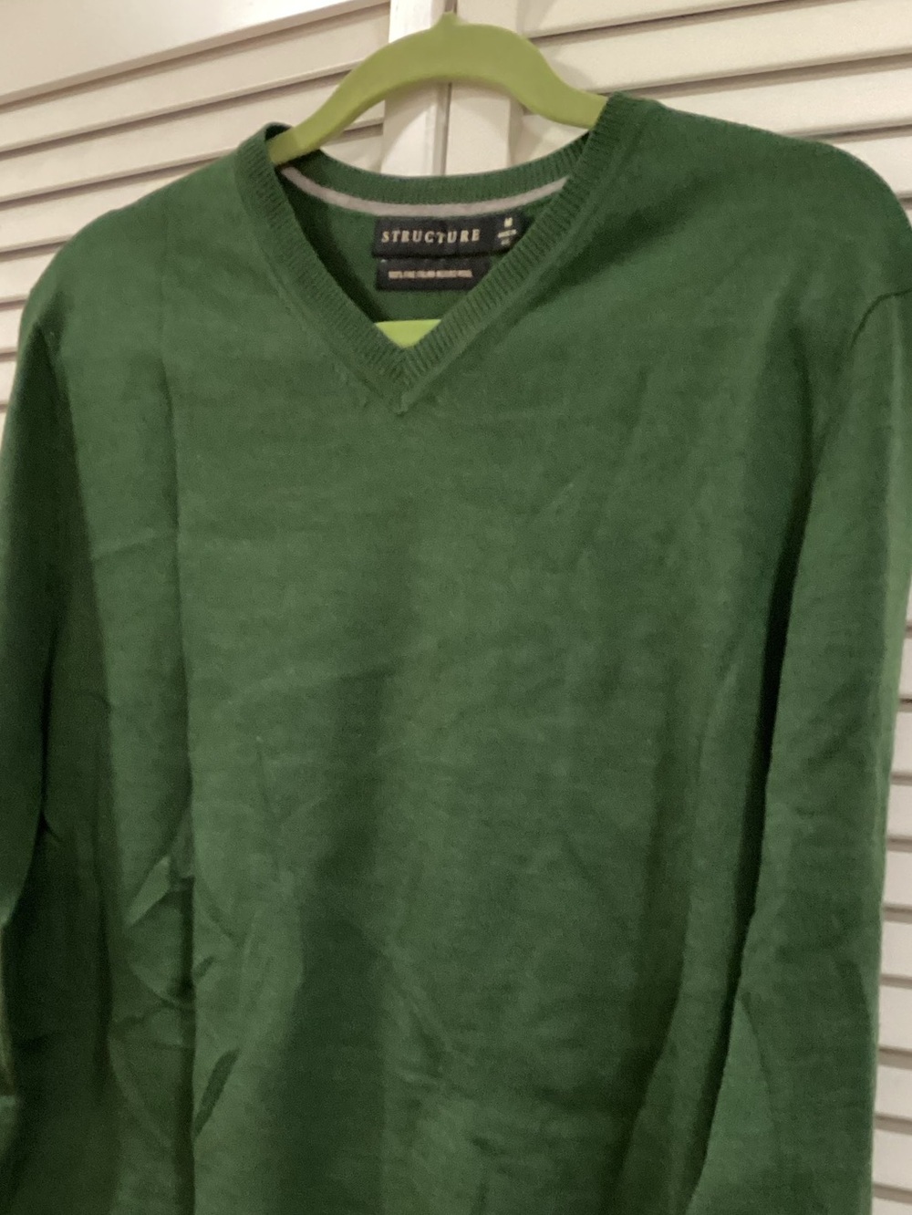 Structure Men’s Merino Wool  V-Neck Sweater VTG